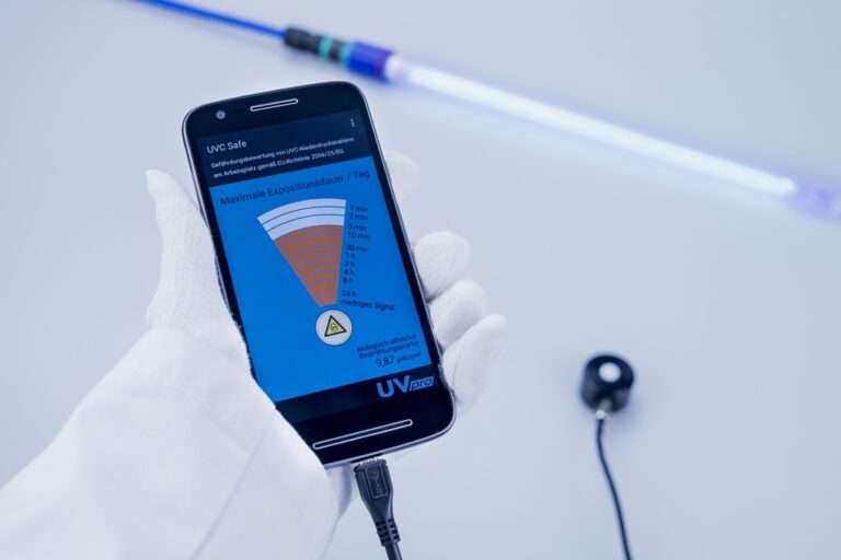 Miernik poziomu emisji promieniowania UVC UVpro Safe (3)