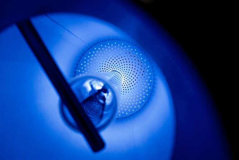 Reaktory przepływowe UVC serii V UVpro dezynfekcja i sterylizacja (3)